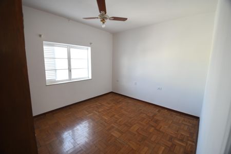 Casa para alugar com 130m², 3 quartos e 2 vagasQuarto 1