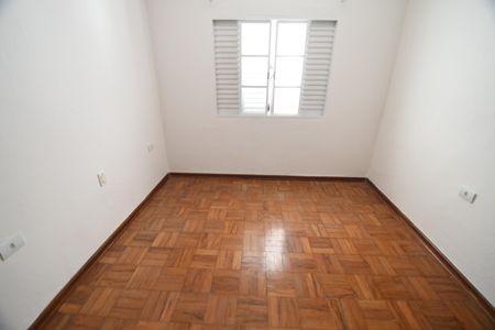Casa para alugar com 130m², 3 quartos e 2 vagasQuarto 2