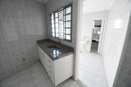 Casa para alugar com 130m², 3 quartos e 2 vagasCozinha - Edícula