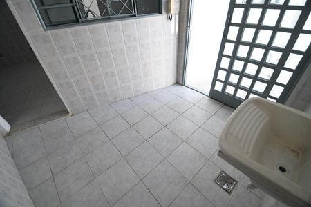 Casa para alugar com 130m², 3 quartos e 2 vagasÁrea de Serviço - Edícula