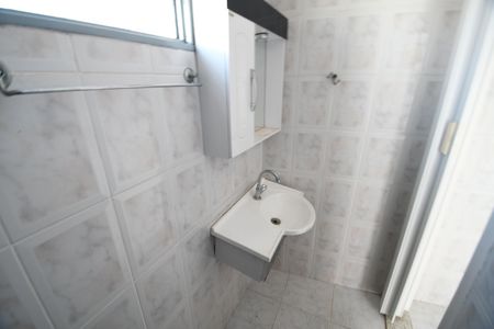 Casa para alugar com 130m², 3 quartos e 2 vagasBanheiro - Edícula