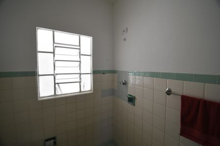 Casa para alugar com 130m², 3 quartos e 2 vagasBanheiro