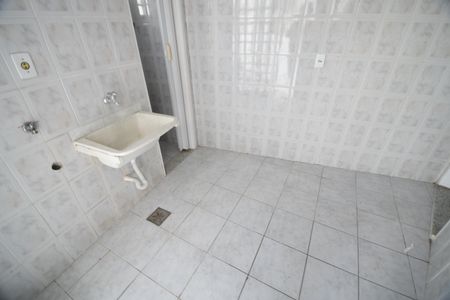 Casa para alugar com 130m², 3 quartos e 2 vagasÁrea de Serviço - Edícula