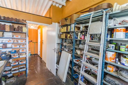 Apartamento à venda com 180m², 4 quartos e 8 vagas Apartamento à venda com 180m², 4 quartos e 8 vagasQuarto de Ferramentas no Terraço/Academia