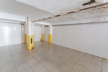 Apartamento à venda com 180m², 4 quartos e 8 vagas Apartamento à venda com 180m², 4 quartos e 8 vagasGaragem