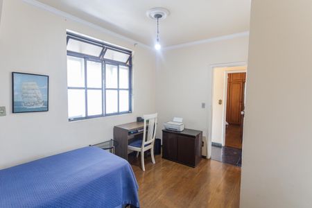 Apartamento à venda com 180m², 4 quartos e 8 vagas Apartamento à venda com 180m², 4 quartos e 8 vagasSuíte 2 na Cobertura