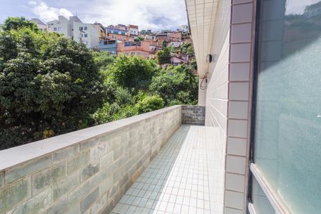 Apartamento à venda com 180m², 4 quartos e 8 vagas Apartamento à venda com 180m², 4 quartos e 8 vagasVaranda da Suíte 1 na Cobertura