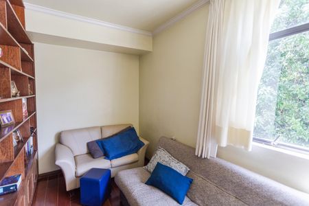 Apartamento à venda com 180m², 4 quartos e 8 vagas Apartamento à venda com 180m², 4 quartos e 8 vagasSala 2