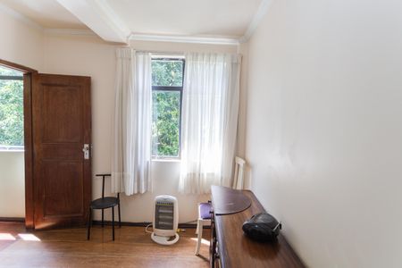 Apartamento à venda com 180m², 4 quartos e 8 vagas Apartamento à venda com 180m², 4 quartos e 8 vagasQuarto 1