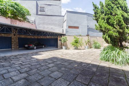 Apartamento à venda com 180m², 4 quartos e 8 vagas Apartamento à venda com 180m², 4 quartos e 8 vagasGaragem/Área Privativa