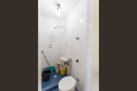 Apartamento à venda com 180m², 4 quartos e 8 vagas Apartamento à venda com 180m², 4 quartos e 8 vagasBanheiro de serviço