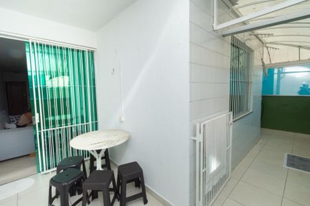 Área Privativa da Sala de apartamento para alugar com 3 quartos, 90m² em Novo Eldorado, Contagem