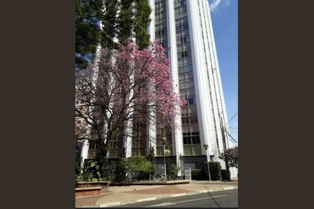 Apartamento para alugar com 330m², 5 quartos e 1 vaga Apartamento para alugar com 330m², 5 quartos e 1 vagaFachada