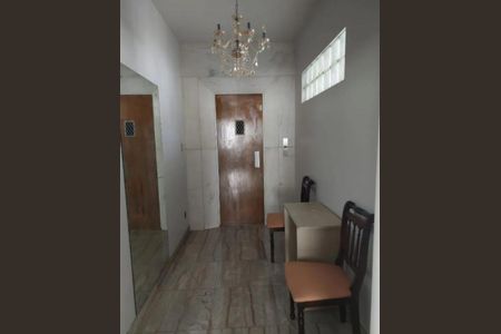 Apartamento para alugar com 330m², 5 quartos e 1 vaga Apartamento para alugar com 330m², 5 quartos e 1 vagaSala
