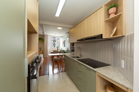 Apartamento à venda com 75m², 2 quartos e 2 vagas Apartamento à venda com 75m², 2 quartos e 2 vagasCOZINHA