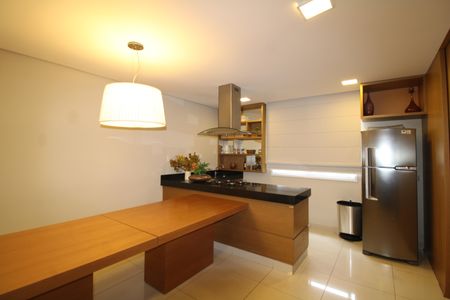 Apartamento à venda com 73m², 2 quartos e 1 vagaÁrea Comum