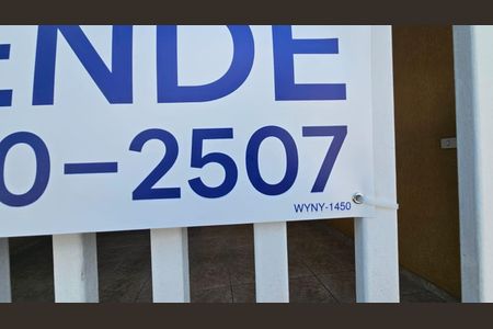 Casa à venda com 211m², 3 quartos e 2 vagas Casa à venda com 211m², 3 quartos e 2 vagasFachada - plaquinha