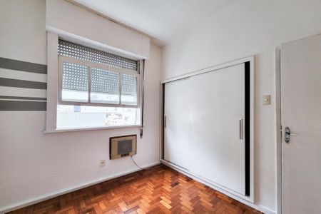 Quarto 1 de apartamento para alugar com 2 quartos, 68m² em Botafogo, Rio de Janeiro