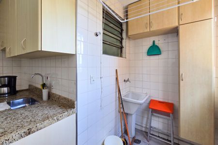 Apartamento à venda com 58m², 2 quartos e 1 vagaÁrea de Serviço