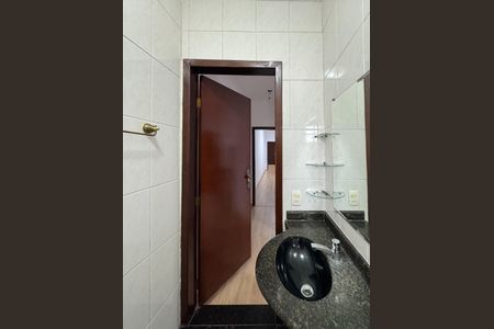 Casa para alugar com 180m², 4 quartos e 1 vagaBanheiro - Suíte 2