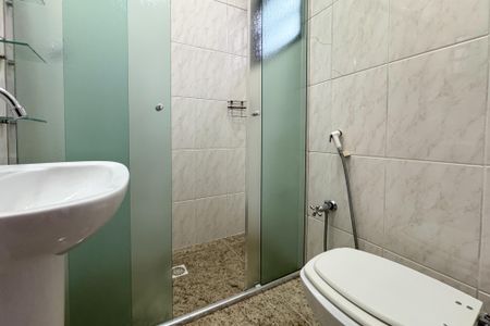 Casa para alugar com 180m², 4 quartos e 1 vagaBanheiro - Suíte 1