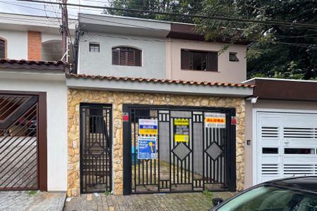 Casa para alugar com 180m², 4 quartos e 1 vagaFachada