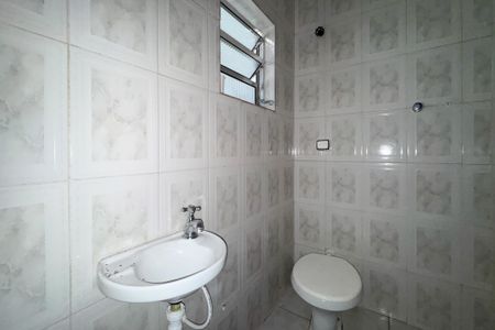 Casa para alugar com 180m², 4 quartos e 1 vagaBanheiro da Suíte - Edícula 