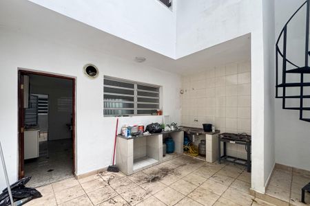 Casa para alugar com 180m², 4 quartos e 1 vagaÁrea de Serviço