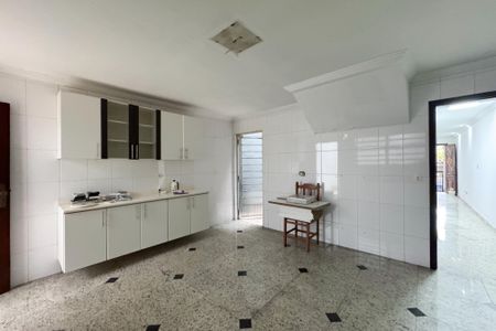 Casa para alugar com 180m², 4 quartos e 1 vagaCozinha