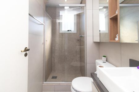 Apartamento à venda com 71m², 3 quartos e 1 vaga Apartamento à venda com 71m², 3 quartos e 1 vagaBanheiro