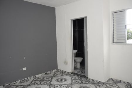 Casa para alugar com 1 quarto, 40m² em Parque Independencia, Embu das Artes