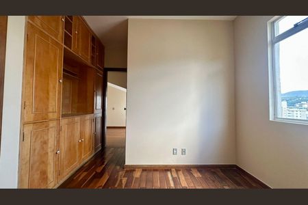 Apartamento à venda com 163m², 3 quartos e 2 vagasQuarto 