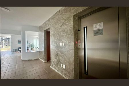 Apartamento à venda com 163m², 3 quartos e 2 vagasHall de elevador 