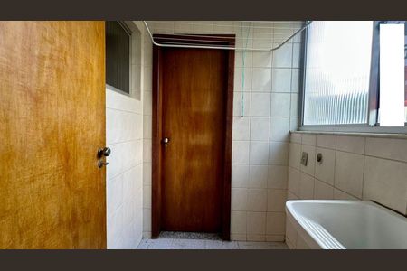 Apartamento à venda com 163m², 3 quartos e 2 vagasÁrea de serviço 