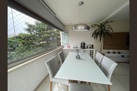 Apartamento à venda com 211m², 4 quartos e 2 vagasFoto 07