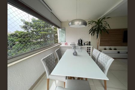 Foto 02 de apartamento à venda com 4 quartos, 211m² em Buritis, Belo Horizonte