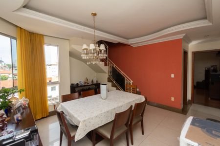Sala de apartamento à venda com 3 quartos, 165m² em Eldorado, Contagem