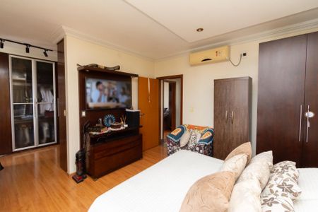 Apartamento à venda com 165m², 3 quartos e 2 vagasSuíte Master