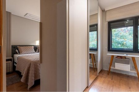 Foto 03 de casa à venda com 3 quartos, 381m² em Planalto Paulista, São Paulo