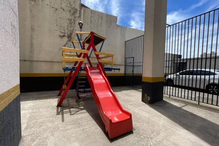 Apartamento à venda com 48m², 2 quartos e 1 vagaÁrea comum - Playground