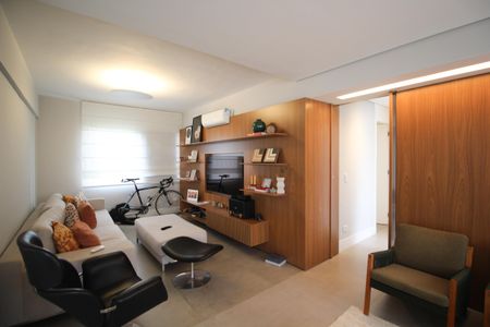 Apartamento à venda com 125m², 2 quartos e 1 vagaSala