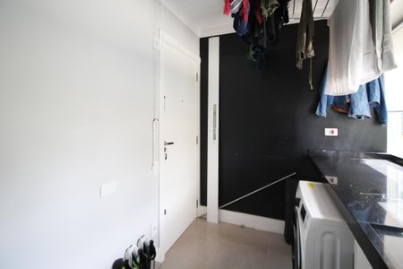 Apartamento à venda com 125m², 2 quartos e 1 vagaÁrea de Serviço