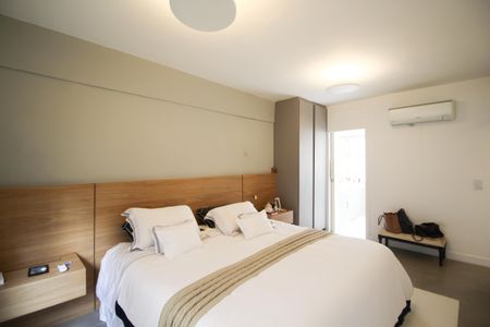 Apartamento à venda com 125m², 2 quartos e 1 vagaSuíte 