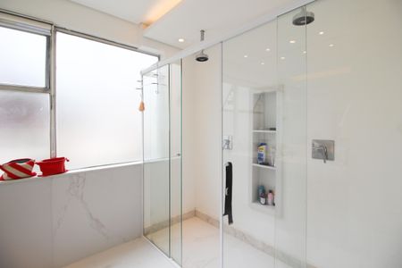 Apartamento à venda com 125m², 2 quartos e 1 vagaBanheiro da Suíte