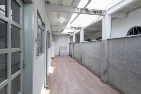 Casa para alugar com 85m², 2 quartos e 1 vaga Casa para alugar com 85m², 2 quartos e 1 vagaQuintal