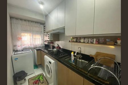 Cozinha de apartamento para alugar com 2 quartos, 47m² em Restinga, Porto Alegre