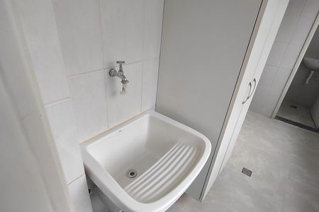 Apartamento para alugar com 74m², 2 quartos e 2 vagasÁrea de Serviço