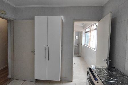 Apartamento para alugar com 74m², 2 quartos e 2 vagasCozinha