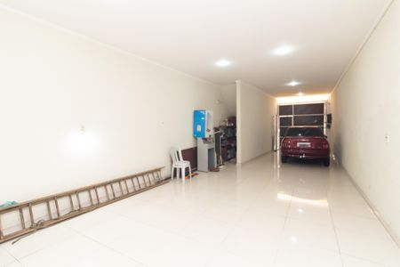 Casa à venda com 250m², 3 quartos e 6 vagasGaragem