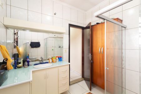 Casa à venda com 250m², 3 quartos e 6 vagasBanheiro da Suíte 3